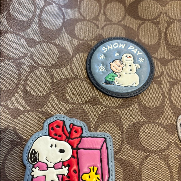 Coach Snoopy Bucket Bag - Picture 2 of 7